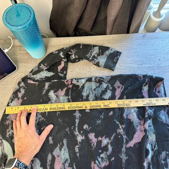 Athleta Balance Pullover Sweatshirt Purple Black Tie Dye Med - Picture 8 of 9